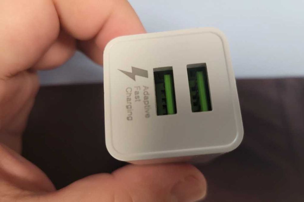 Зарядно устройство 18W - Qualcomm 3.0 функция за бързо зареждане