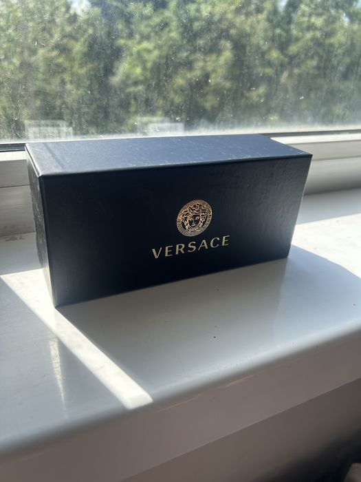 Слънчеви очила Versace