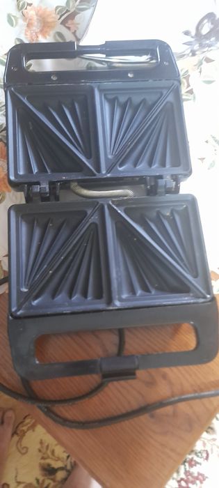 Sandwich maker grătar grill