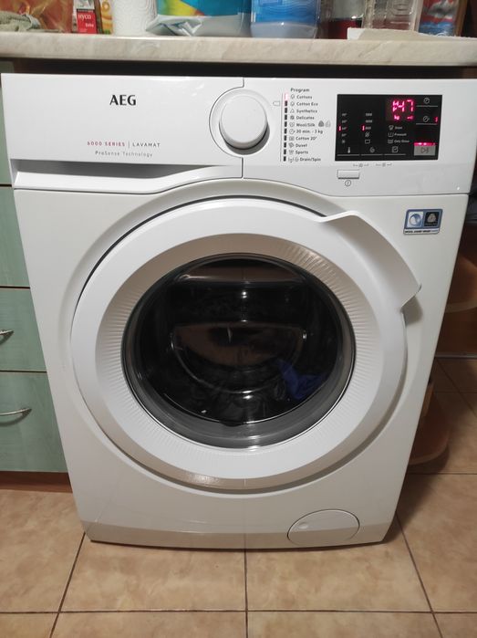 Пералня AEG автоматична