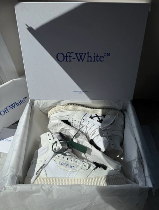 Adidasi/ Sneakersi Off White Court 3.0