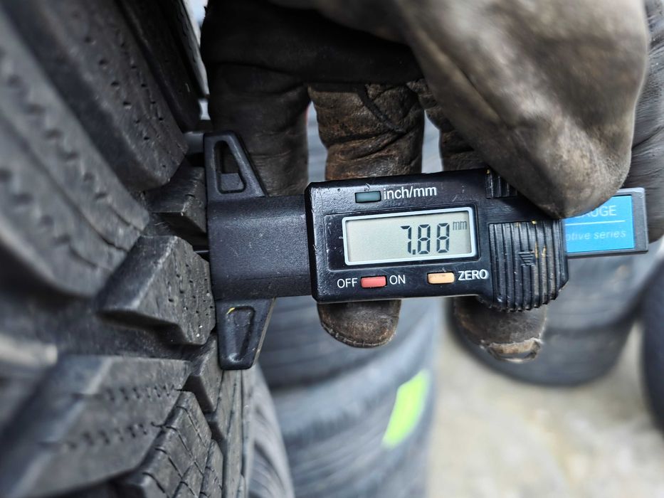 2бр Като нови зимни гуми 245 50 18 - Hankook - DOT 2023 -