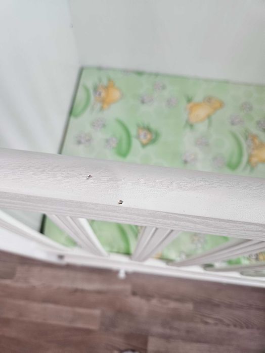 Дървена кошара за бебе