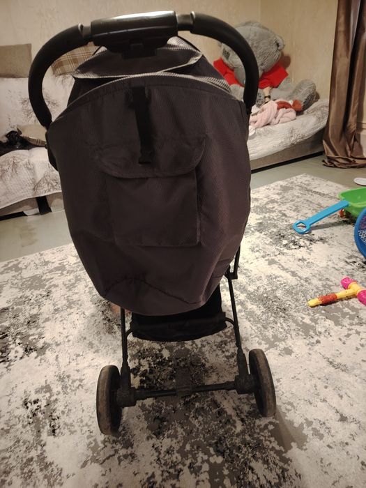 Коляска для детей чемодан.