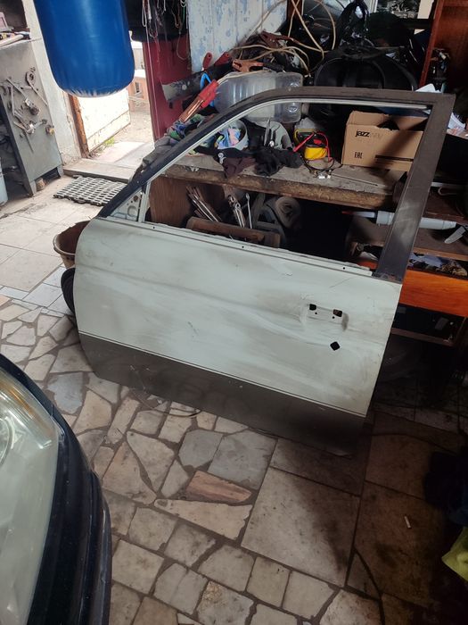 Дверь Mitsubishi Pajero Montero