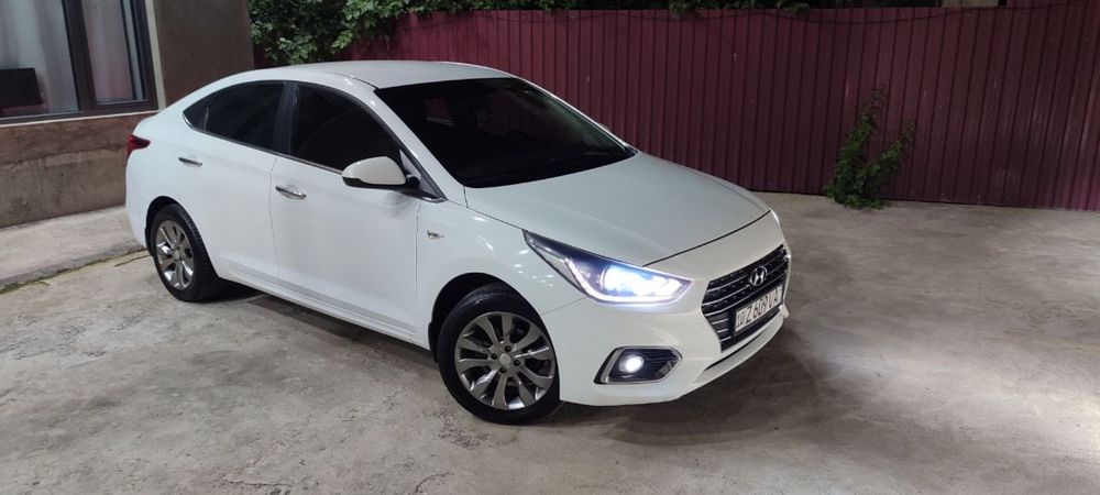 Hyundai accent xolati ideal
