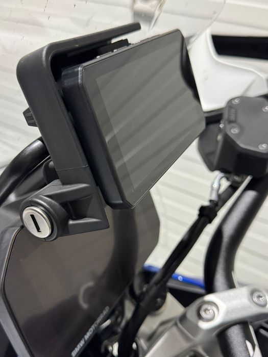 Chigee AIO 5 Play BMW Motorrad Carplay Android Auto Navigatie