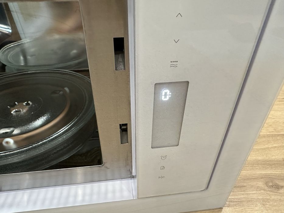 Микровълнова фурна Gorenje Ora-Ïto – отлично състояние