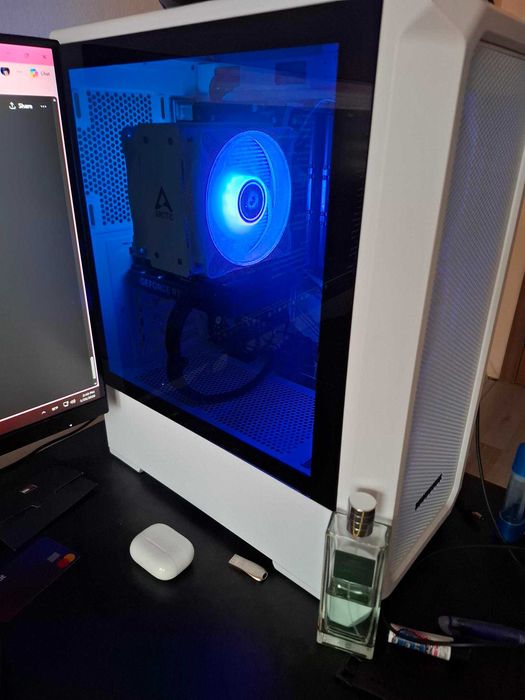 PC Gaming + Entire Setup