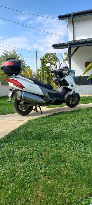 Kymco myroad 700i
