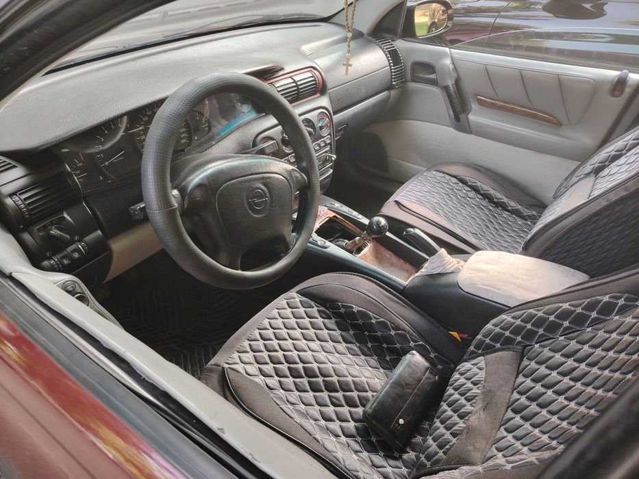 Опель омега 2.5 продам!