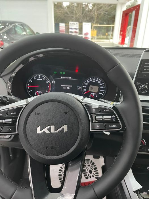 Kia Seltos Premium 4 poziciya srochno