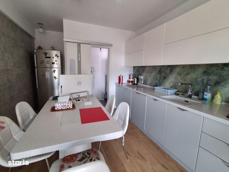 Apartament 96 mp + garaj subteran, bloc 2018, zona Centrala