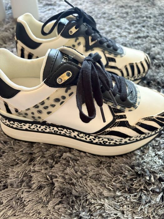 Adidași GUESS originali