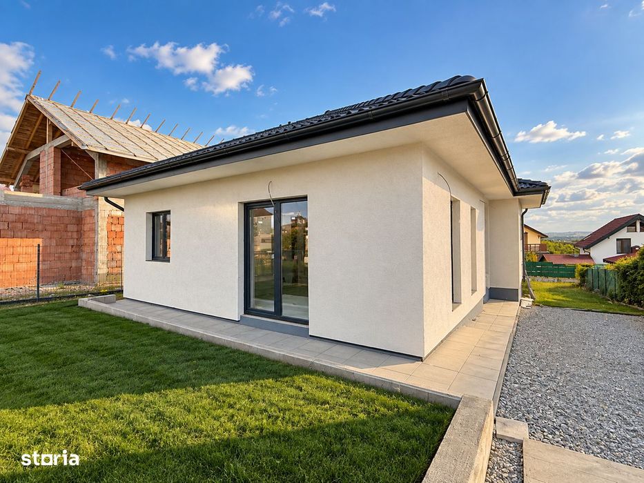 Casa Pe un Nivel - SU 90MP I Teren 490MP - la Intrare in Campenesti