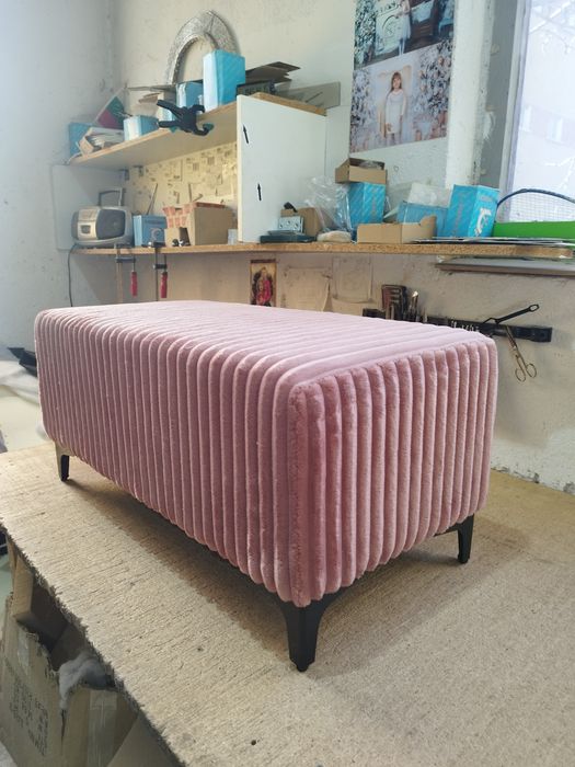 Уникална табуретка