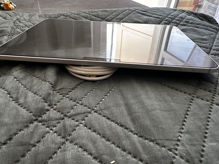 Apple iPad Pro 11 M4 256GB WiFi Impecabil