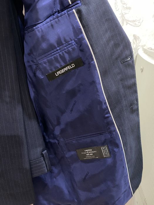 Муж костюм Lagerfield оригинал
