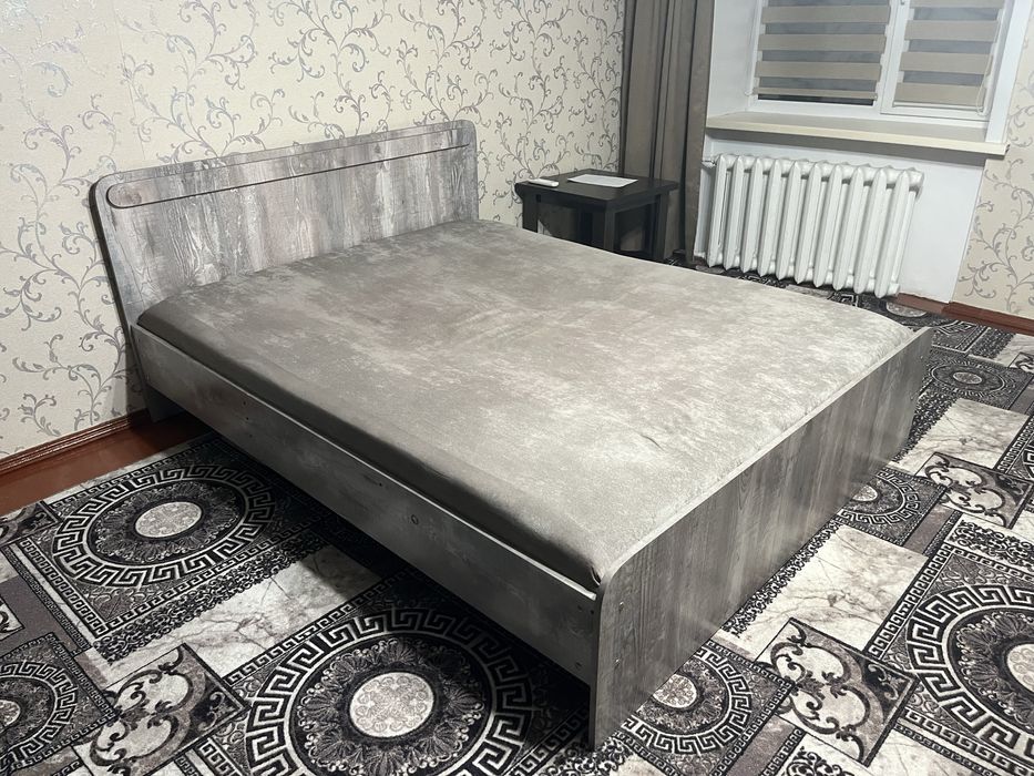 Продам кровать двух спальную