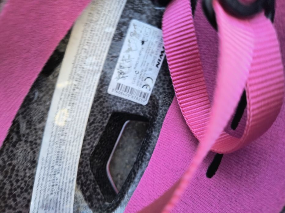 Защитна каска декатлон