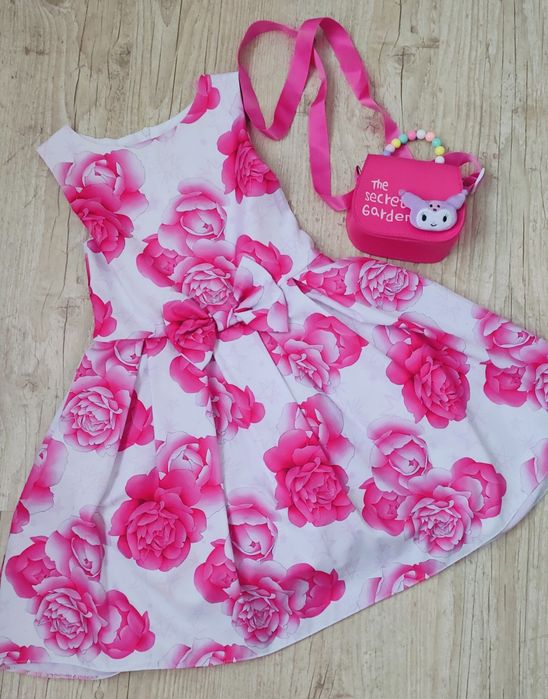 Детска рокля р-р. 134 см.