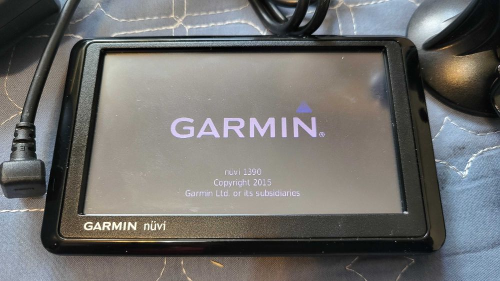 Garmin GPS Nuvi 1390 Europa2024 Est si west full accesori