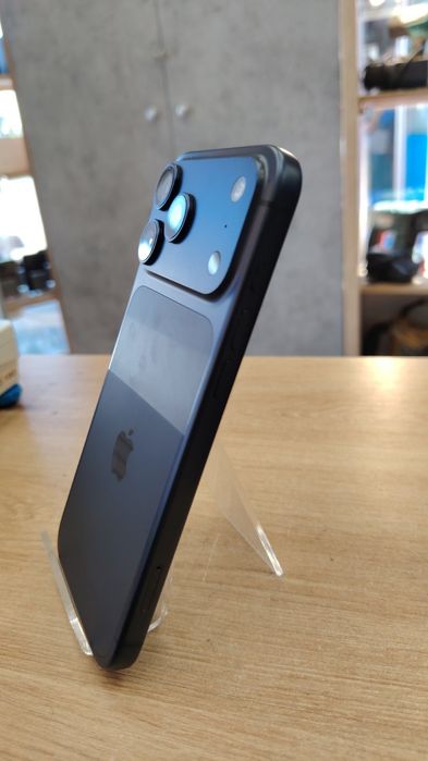 Л! Iphone 17 Pro Max 256 100% 93 Цикъла Перфектен