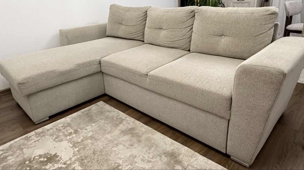 Vând colțar extensibil – stare foarte bună!