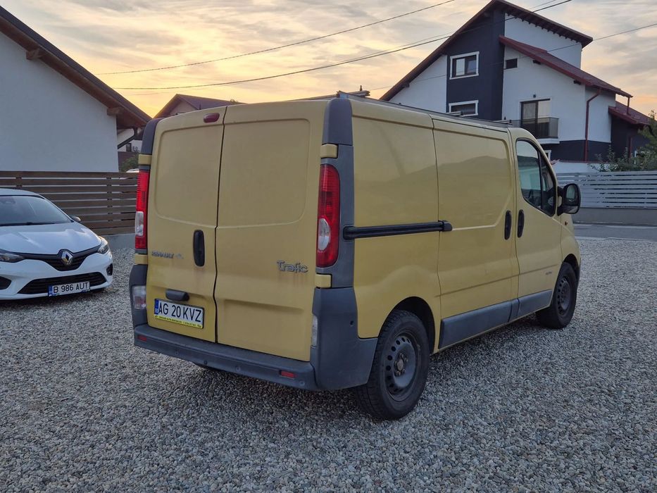 Renault TRAFIC Renault Trafic 2.l Diesel 115 CP - Tva Deductibil