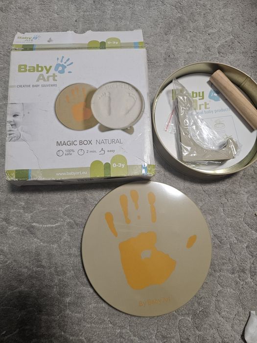 Отпечатък за краче и ръчичка,и снимка за бебе