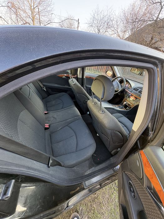 MERCEDES-BENZ E-Class 2004 — imagine 5