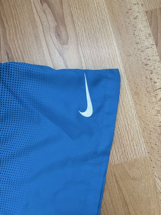 Pantaloni scurti nike marimea S