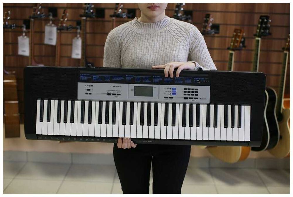 Синтезатор CASIO CTK 1550 (с адаптером) + Клавишная стойка в подарок!