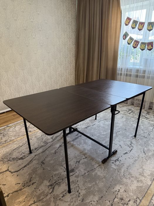 Стол книжка самолет