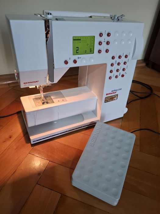 Mașină de cusut Bernina Activa 210 marcă Elvețiană