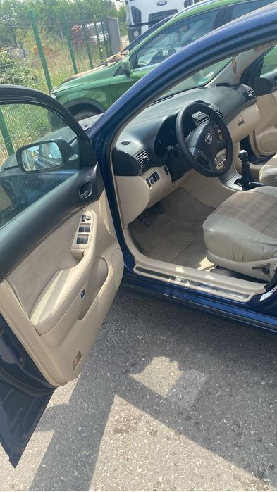 Toyota Avensis 2.2 D-4D | 150 CP | 03/2006 | Berlină