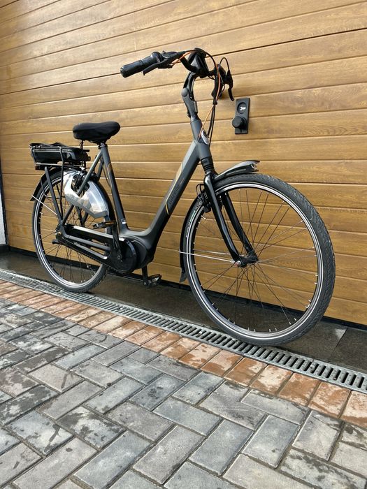 Bicicleta electrica Gazelle Arroyo C7+