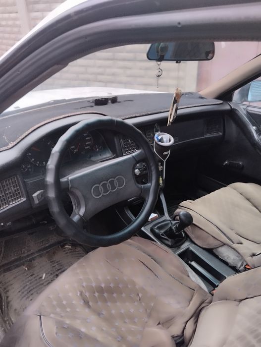 Продам Ауди 80 срочно
