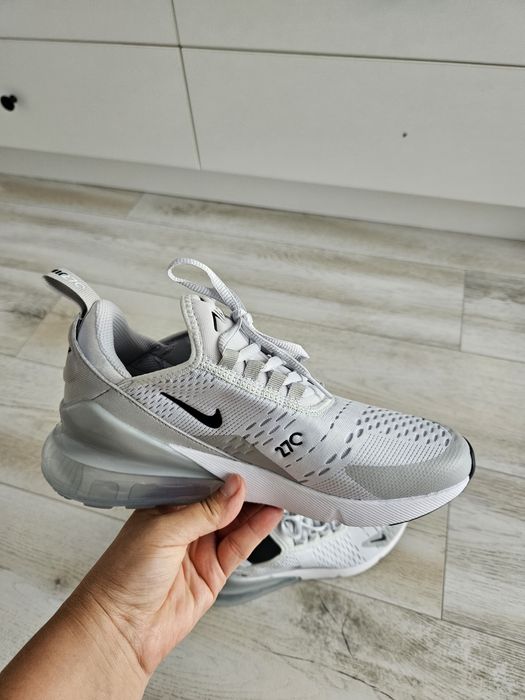 Nike Air Max 270