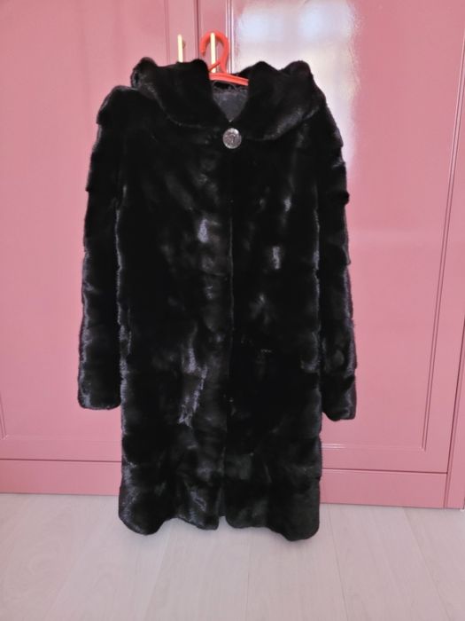 Продам норковую шубу