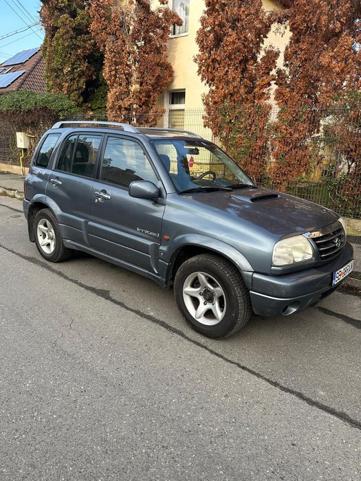 Vând grand vitara LIMITED EDITION