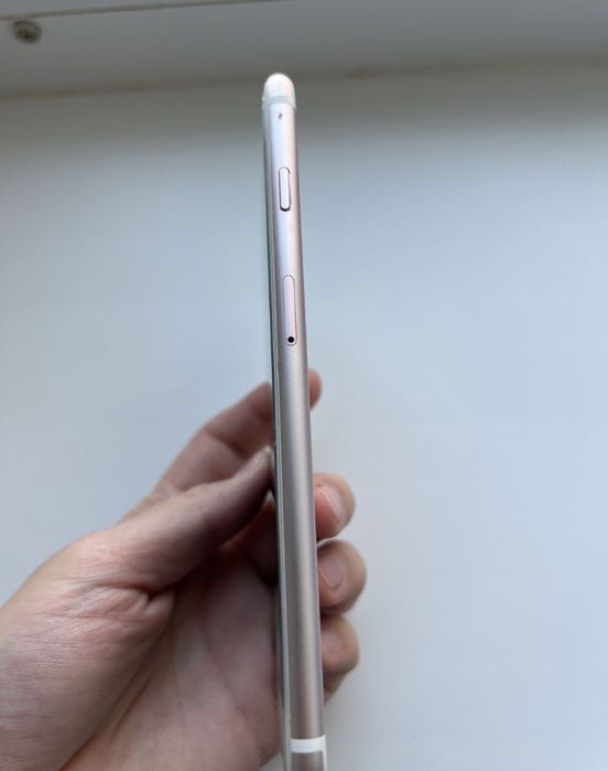 Срочно продам Iphone 6S