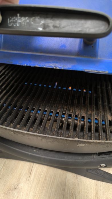 Weber Q 100 газово барбекю