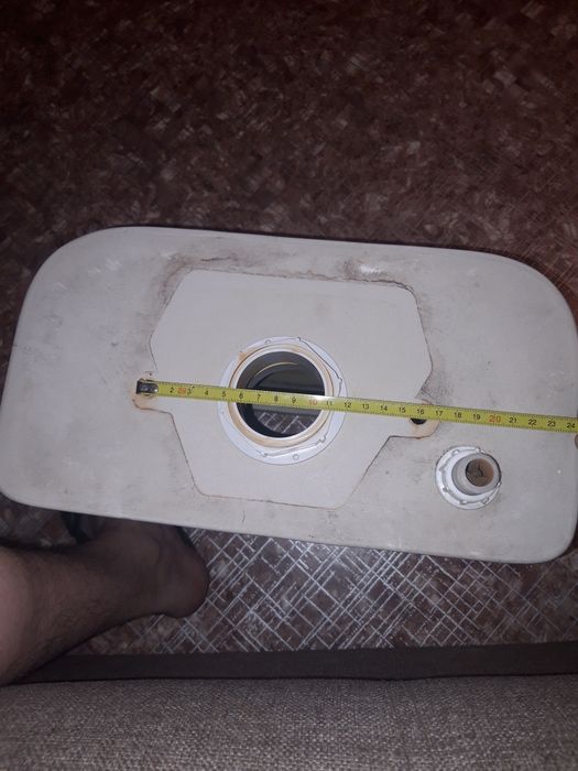 Продам бачок. Санита.