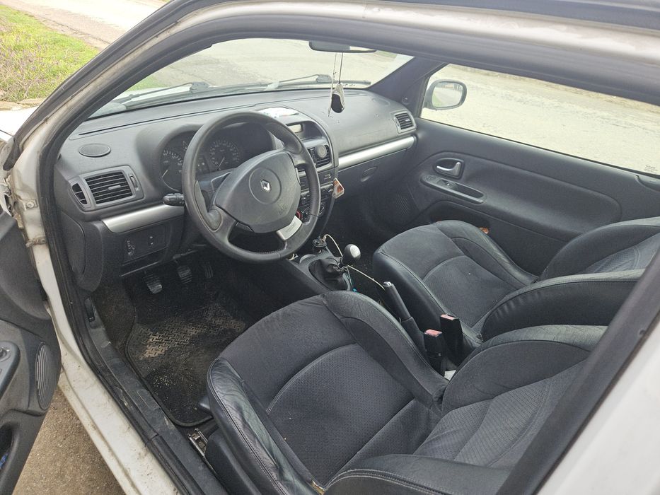 Vand Renault clio 2 1.5 dci