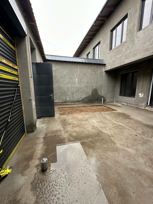 Янги 16 йиллик 1,7 сот 6 хона коробка, бетонка 200 м