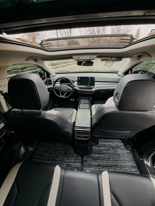 Volkswagen ID6 Pure+ 2022/23