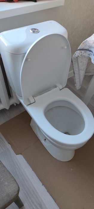 Продам унитаз и раковину