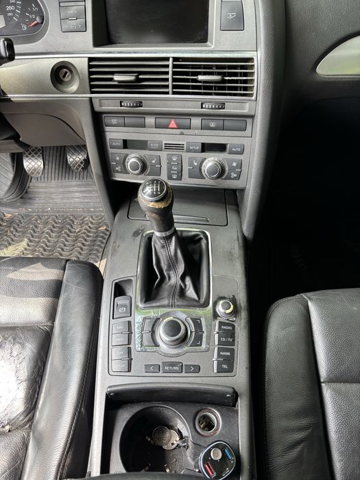 Vand Audi a6 2006 3.0 tdi guattro manual pret usor negociabil