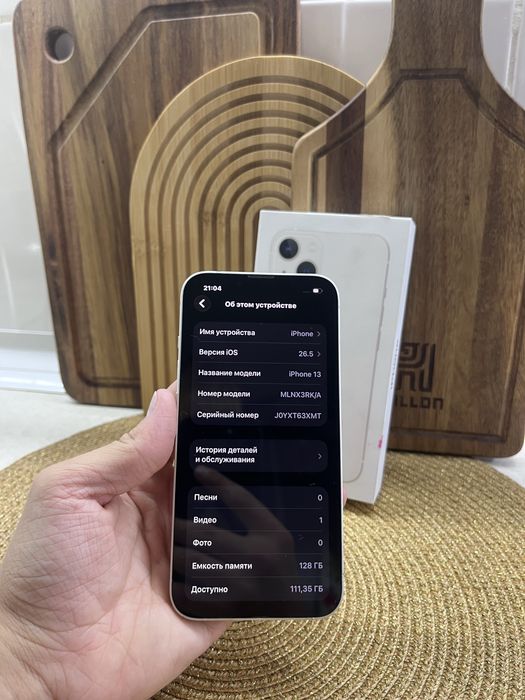 iPhone айфон 13 в отличном состоянии !